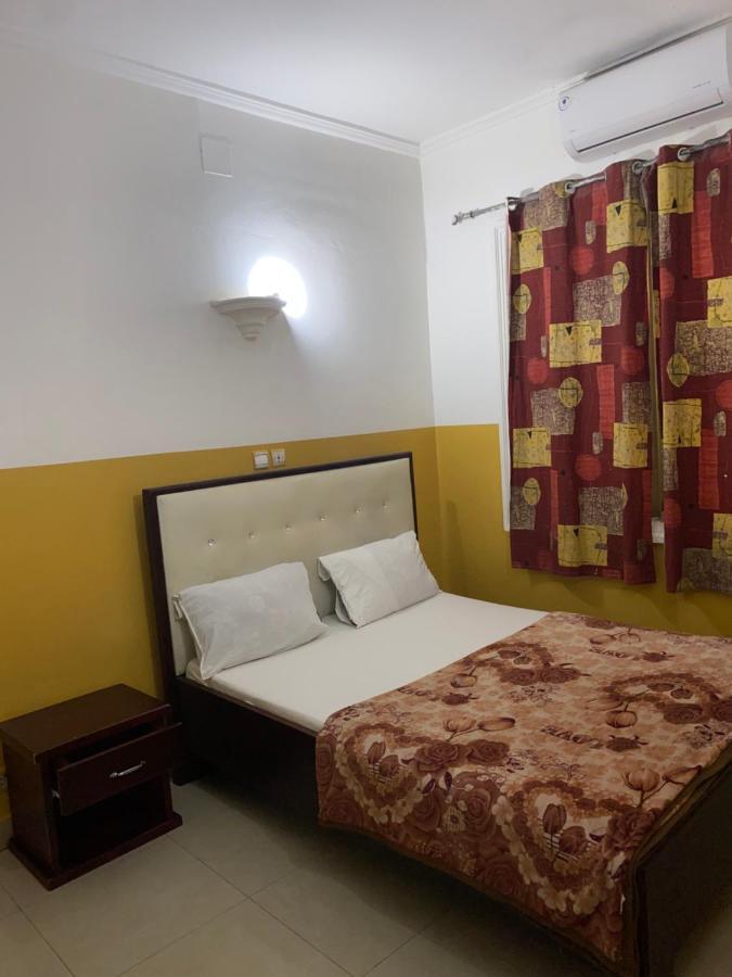 Appartements Chez Leo Brazzaville Exterior photo